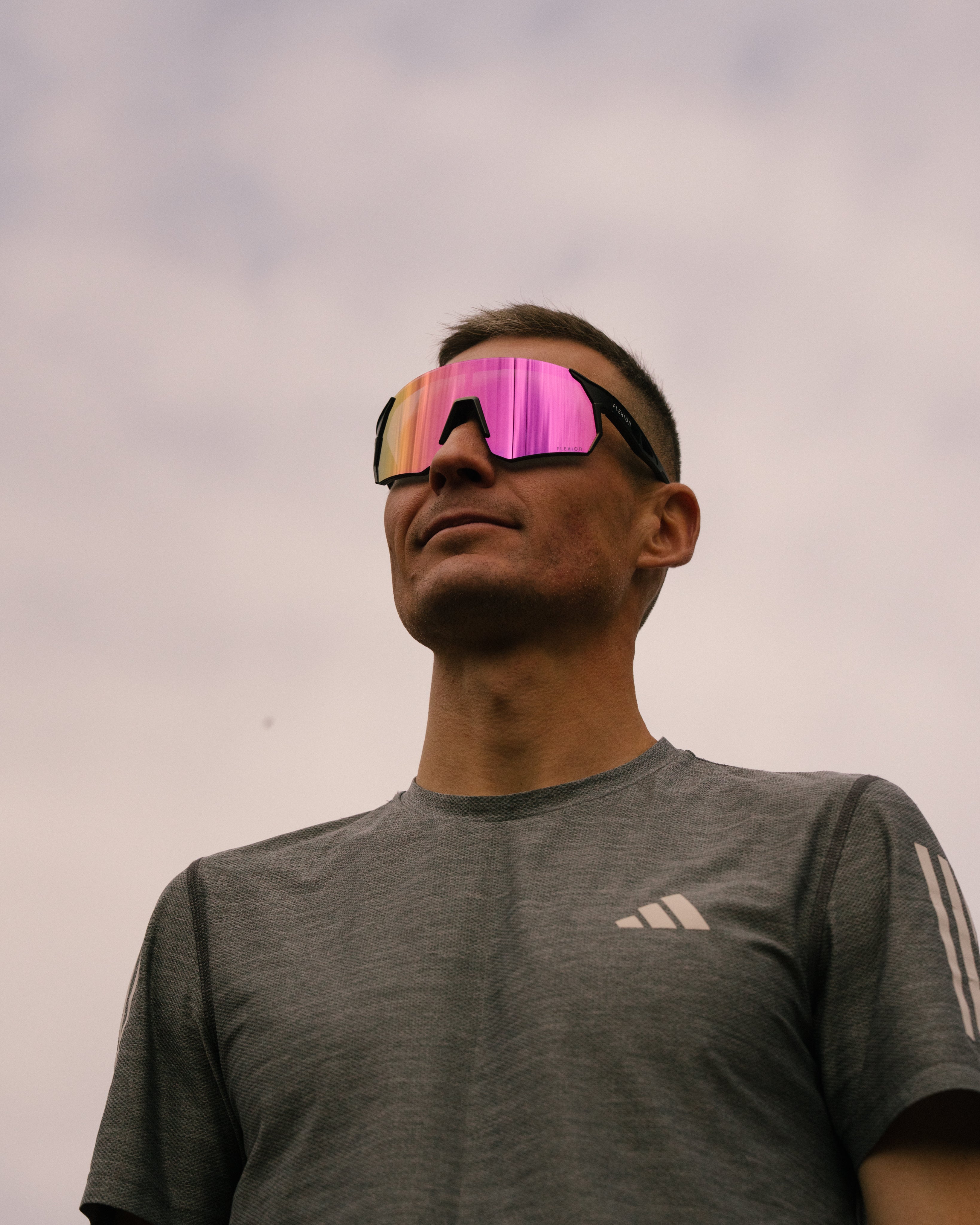 Flexion Shield Plus – Ochelari de Soare Sport pentru Alergare și Ciclism | Lentilă Fireglow MaxVision Anti-Aburire