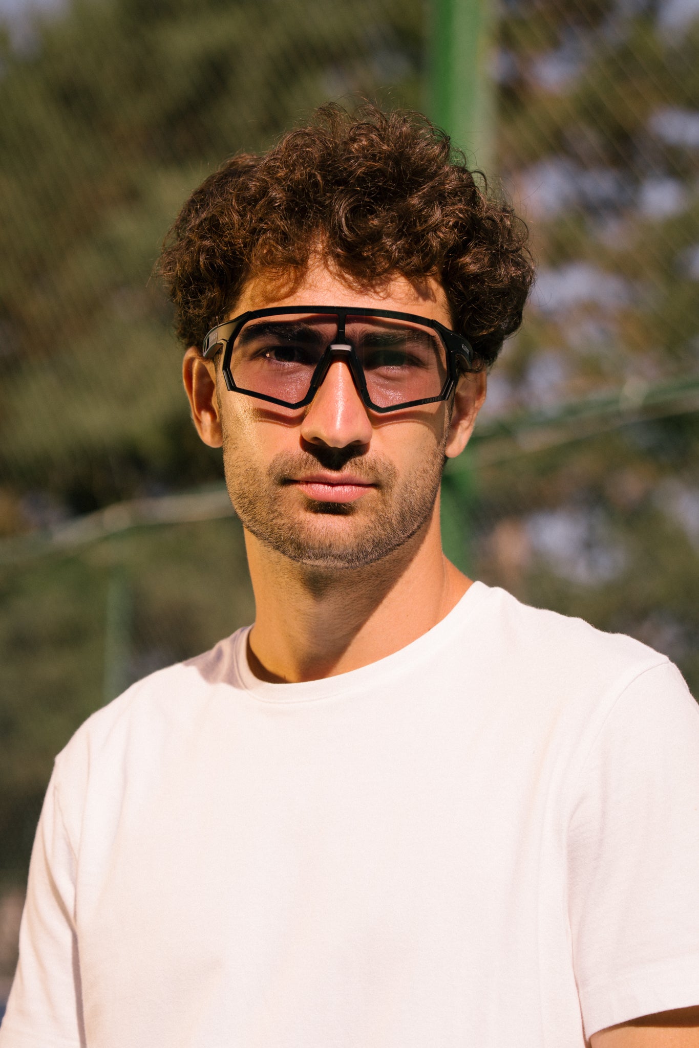 Flexion Aero - Ochelari De Soare Fotocromatici pentru Alergare și Ciclism | Lentilă Adaptivă Fotocromatică